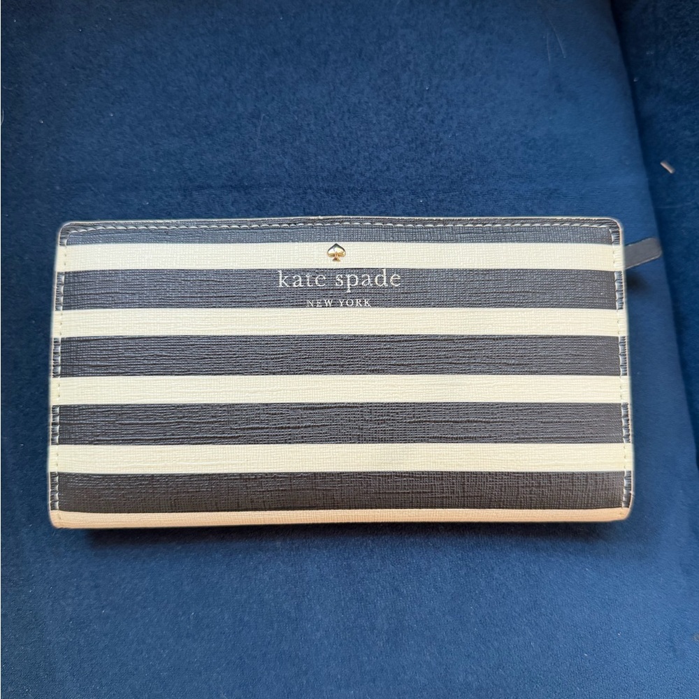 Kate Spade Black and Cream Striped Wallet